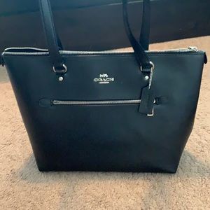 Black Coach Zippered Tote